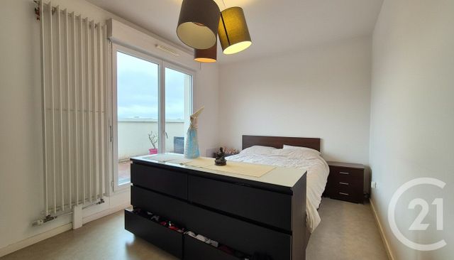 Appartement F4 à vendre - 4 pièces - 89.4 m2 - CERGY - 95 - ILE-DE-FRANCE - Century 21 Osmose