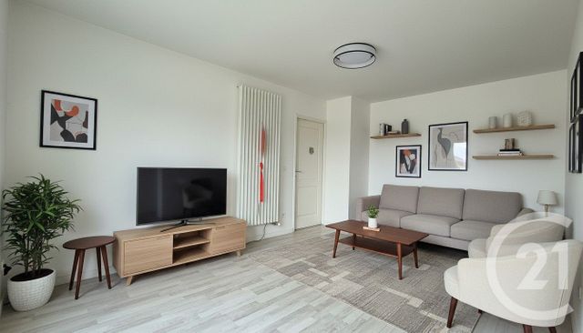 Appartement F4 à vendre - 4 pièces - 89.4 m2 - CERGY - 95 - ILE-DE-FRANCE - Century 21 Osmose