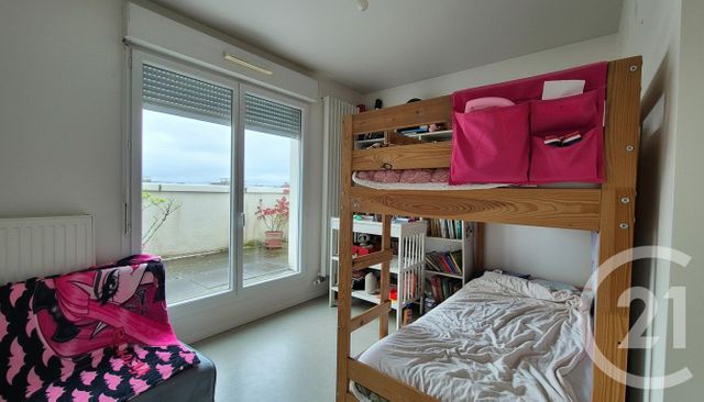 Appartement F4 à vendre - 4 pièces - 89.4 m2 - CERGY - 95 - ILE-DE-FRANCE - Century 21 Osmose