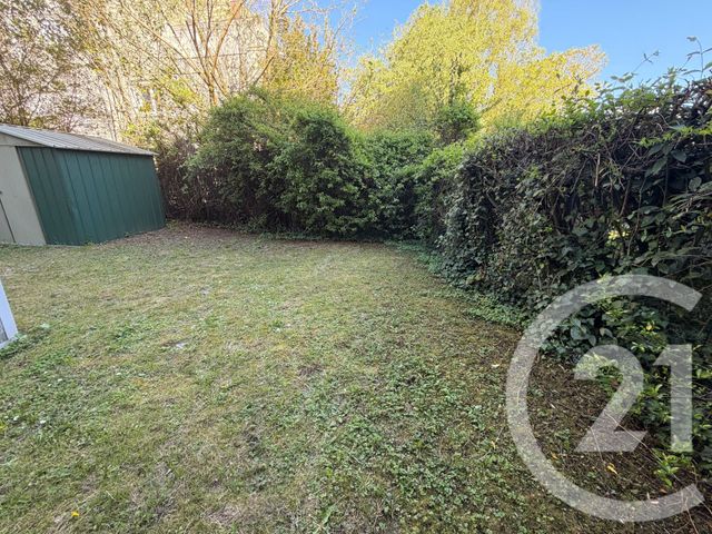 Appartement F2 à vendre - 2 pièces - 49.23 m2 - CERGY - 95 - ILE-DE-FRANCE - Century 21 Osmose