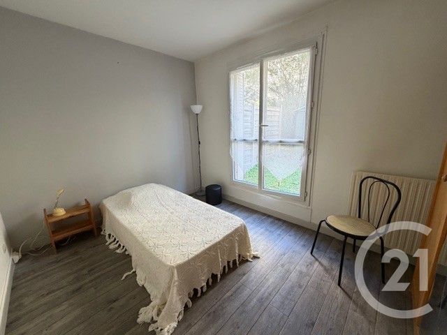 Appartement F2 à vendre - 2 pièces - 49.23 m2 - CERGY - 95 - ILE-DE-FRANCE - Century 21 Osmose