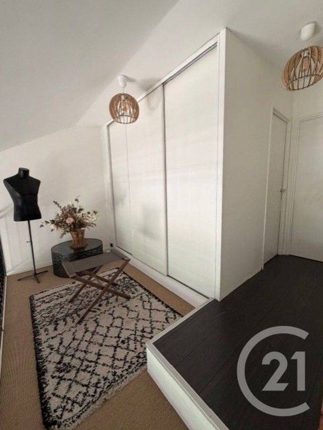 Appartement Duplex à vendre - 4 pièces - 101.84 m2 - CERGY - 95 - ILE-DE-FRANCE - Century 21 Osmose