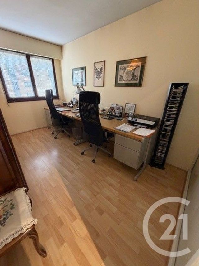 Appartement F5 à vendre - 5 pièces - 89.88 m2 - CERGY - 95 - ILE-DE-FRANCE - Century 21 Osmose