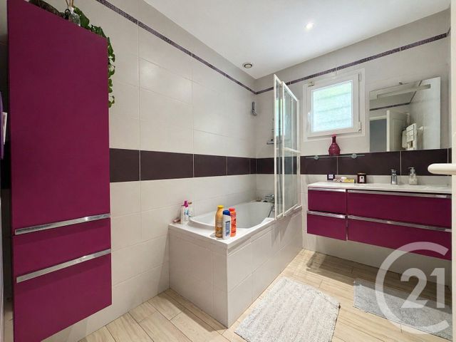 maison à vendre - 8 pièces - 220.0 m2 - ERAGNY SUR OISE - 95 - ILE-DE-FRANCE - Century 21 Osmose