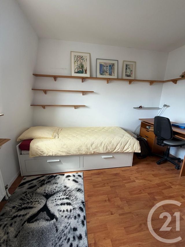 Appartement F4 à vendre - 4 pièces - 75.9 m2 - CERGY - 95 - ILE-DE-FRANCE - Century 21 Osmose