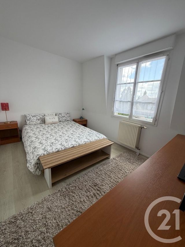 Appartement F4 à vendre - 4 pièces - 75.9 m2 - CERGY - 95 - ILE-DE-FRANCE - Century 21 Osmose