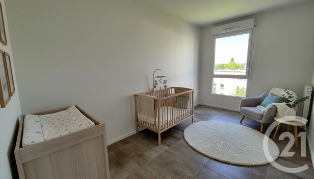 Appartement F4 à vendre - 4 pièces - 78.21 m2 - CERGY - 95 - ILE-DE-FRANCE - Century 21 Osmose