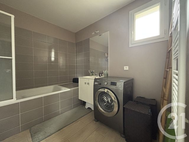 Appartement F3 à vendre - 3 pièces - 69.2 m2 - ERAGNY SUR OISE - 95 - ILE-DE-FRANCE - Century 21 Osmose