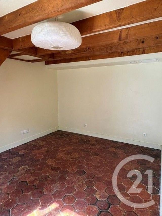 Appartement à louer - 2 pièces - 30.0 m2 - CERGY - 95 - ILE-DE-FRANCE - Century 21 Osmose