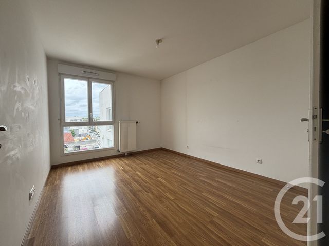 Appartement F2 à vendre - 3 pièces - 46.23 m2 - ERAGNY SUR OISE - 95 - ILE-DE-FRANCE - Century 21 Osmose