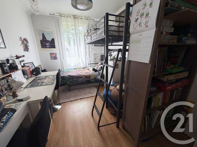 Appartement F4 à vendre - 4 pièces - 81.11 m2 - CERGY - 95 - ILE-DE-FRANCE - Century 21 Osmose