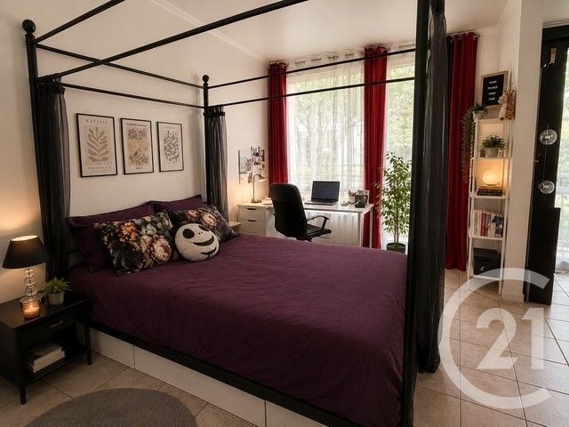 Appartement F4 à vendre - 4 pièces - 81.11 m2 - CERGY - 95 - ILE-DE-FRANCE - Century 21 Osmose