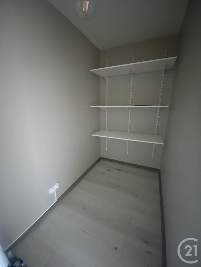 Appartement F2 à louer - 2 pièces - 46.0 m2 - CONFLANS STE HONORINE - 78 - ILE-DE-FRANCE - Century 21 Osmose