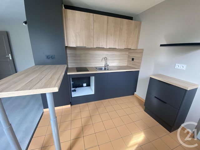 Appartement F2 à louer - 2 pièces - 46.0 m2 - CONFLANS STE HONORINE - 78 - ILE-DE-FRANCE - Century 21 Osmose