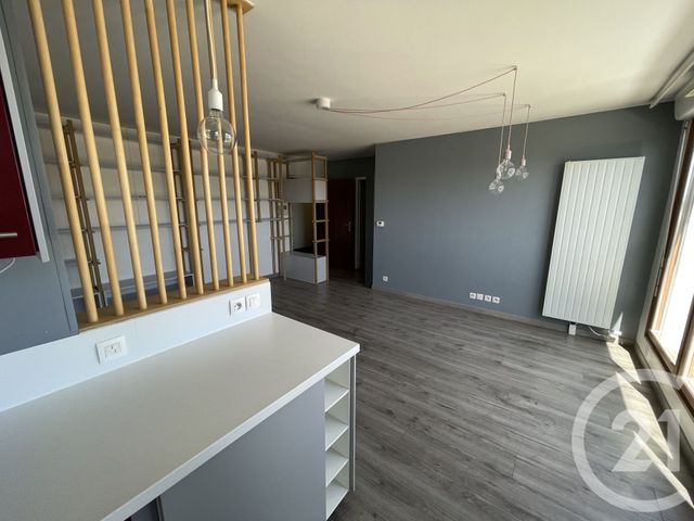Appartement F3 à vendre - 3 pièces - 61.07 m2 - CERGY - 95 - ILE-DE-FRANCE - Century 21 Osmose