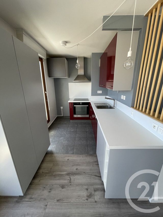 Appartement F3 à vendre - 3 pièces - 61.07 m2 - CERGY - 95 - ILE-DE-FRANCE - Century 21 Osmose
