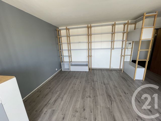 Appartement F3 à vendre - 3 pièces - 61.07 m2 - CERGY - 95 - ILE-DE-FRANCE - Century 21 Osmose