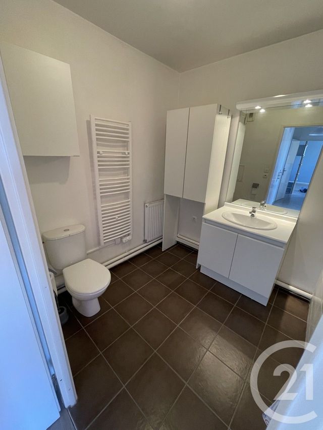 Appartement F3 à vendre - 3 pièces - 61.07 m2 - CERGY - 95 - ILE-DE-FRANCE - Century 21 Osmose