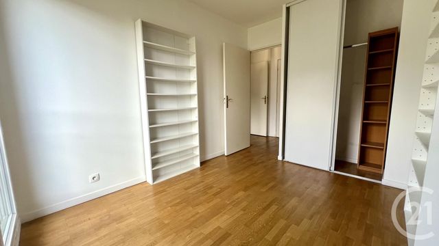 Appartement F3 à vendre - 3 pièces - 61.27 m2 - CERGY - 95 - ILE-DE-FRANCE - Century 21 Osmose