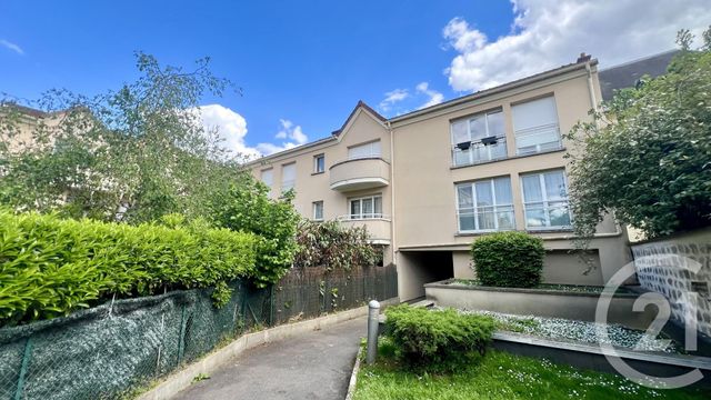 Appartement F3 à vendre - 3 pièces - 61.27 m2 - CERGY - 95 - ILE-DE-FRANCE - Century 21 Osmose