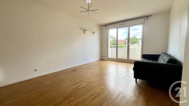 Appartement F3 à vendre - 3 pièces - 61.27 m2 - CERGY - 95 - ILE-DE-FRANCE - Century 21 Osmose
