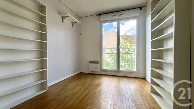 Appartement F3 à vendre - 3 pièces - 61.27 m2 - CERGY - 95 - ILE-DE-FRANCE - Century 21 Osmose