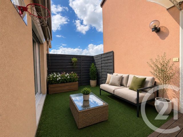 Appartement F3 à vendre - 3 pièces - 79.15 m2 - ERAGNY SUR OISE - 95 - ILE-DE-FRANCE - Century 21 Osmose