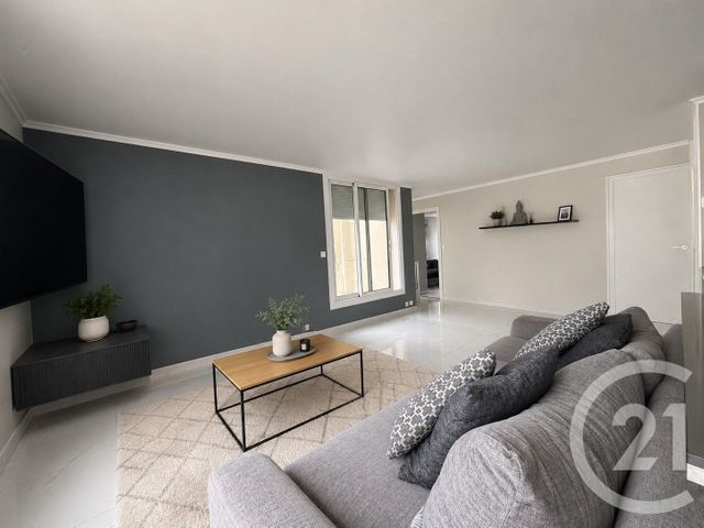 Appartement F4 à vendre - 4 pièces - 82.4 m2 - ERAGNY SUR OISE - 95 - ILE-DE-FRANCE - Century 21 Osmose