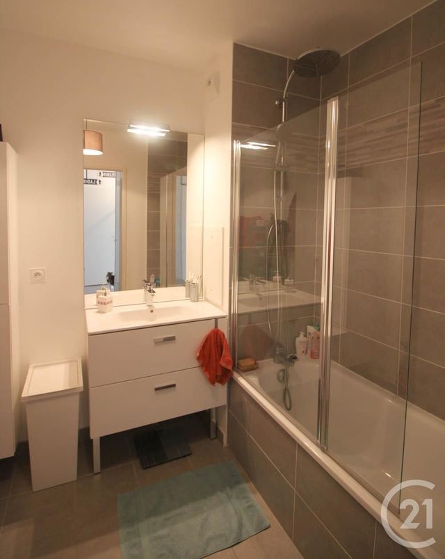 Appartement F3 à louer - 3 pièces - 59.95 m2 - CERGY - 95 - ILE-DE-FRANCE - Century 21 Osmose