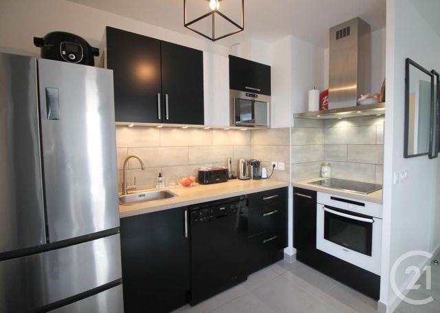 Appartement F3 à louer - 3 pièces - 59.95 m2 - CERGY - 95 - ILE-DE-FRANCE - Century 21 Osmose