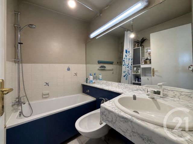 Appartement F5 à vendre - 5 pièces - 110.71 m2 - ERAGNY SUR OISE - 95 - ILE-DE-FRANCE - Century 21 Osmose