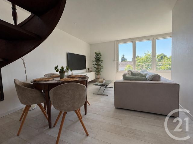Appartement F5 à vendre - 5 pièces - 110.71 m2 - ERAGNY SUR OISE - 95 - ILE-DE-FRANCE - Century 21 Osmose