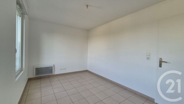 Appartement F2 à vendre - 2 pièces - 44.99 m2 - CERGY - 95 - ILE-DE-FRANCE - Century 21 Osmose