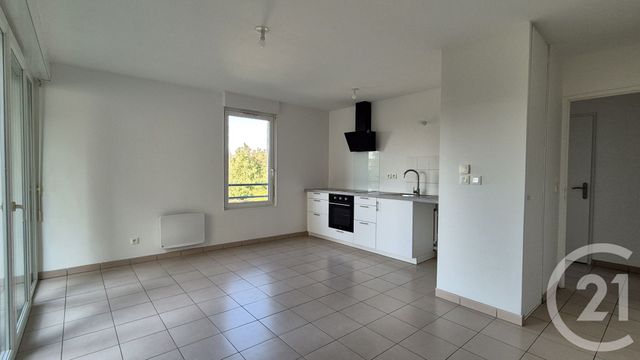 Appartement F2 à vendre - 2 pièces - 44.99 m2 - CERGY - 95 - ILE-DE-FRANCE - Century 21 Osmose
