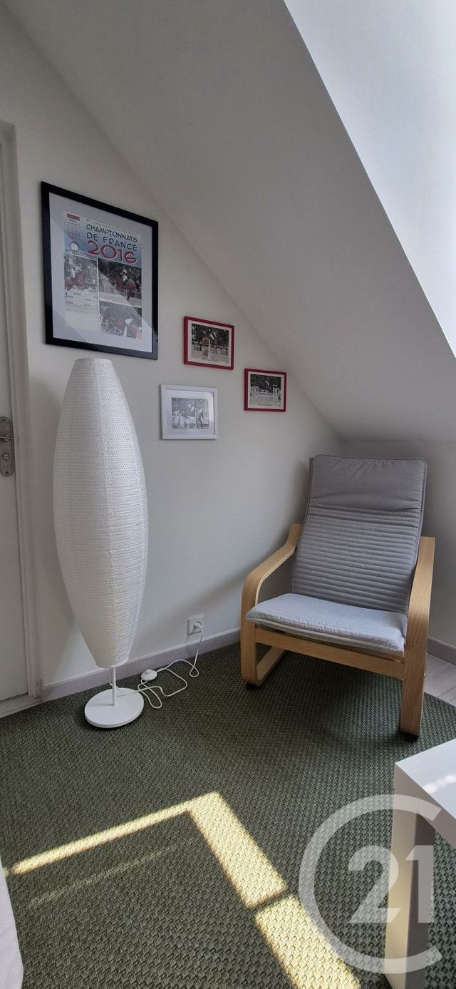 Appartement à louer - 3 pièces - 104.0 m2 - CERGY - 95 - ILE-DE-FRANCE - Century 21 Osmose
