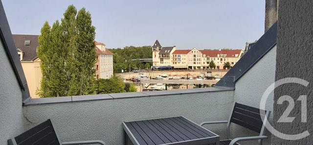 Appartement à louer - 3 pièces - 104.0 m2 - CERGY - 95 - ILE-DE-FRANCE - Century 21 Osmose