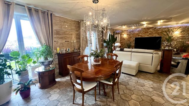 Appartement F5 à vendre - 5 pièces - 102.18 m2 - ST OUEN L AUMONE - 95 - ILE-DE-FRANCE - Century 21 Osmose