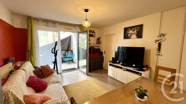 Appartement F3 à vendre - 3 pièces - 63.0 m2 - ST OUEN L AUMONE - 95 - ILE-DE-FRANCE - Century 21 Osmose
