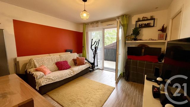 Appartement F3 à vendre - 3 pièces - 63.0 m2 - ST OUEN L AUMONE - 95 - ILE-DE-FRANCE - Century 21 Osmose