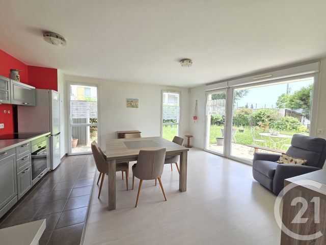Appartement F3 à vendre - 3 pièces - 63.42 m2 - ST OUEN L AUMONE - 95 - ILE-DE-FRANCE - Century 21 Osmose