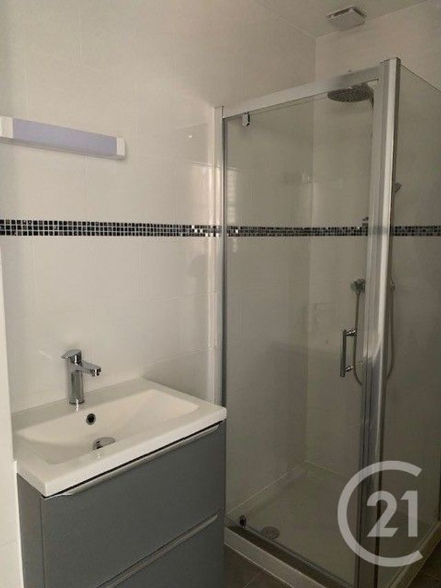 Appartement à louer - 2 pièces - 36.72 m2 - BOISSY L AILLERIE - 95 - ILE-DE-FRANCE - Century 21 Osmose