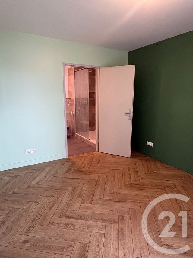 Appartement F2 à louer - 2 pièces - 46.0 m2 - CERGY - 95 - ILE-DE-FRANCE - Century 21 Osmose