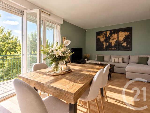 Appartement F2 à vendre - 2 pièces - 45.02 m2 - ERAGNY SUR OISE - 95 - ILE-DE-FRANCE - Century 21 Osmose