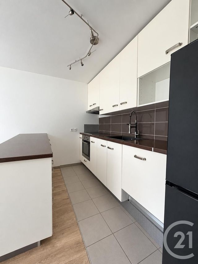 Appartement F3 à vendre - 3 pièces - 62.7 m2 - ERAGNY SUR OISE - 95 - ILE-DE-FRANCE - Century 21 Osmose