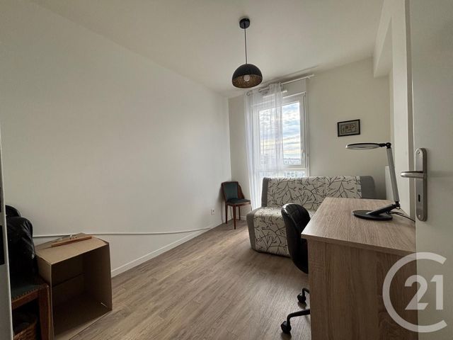 Appartement F5 à vendre - 5 pièces - 95.77 m2 - CERGY - 95 - ILE-DE-FRANCE - Century 21 Osmose