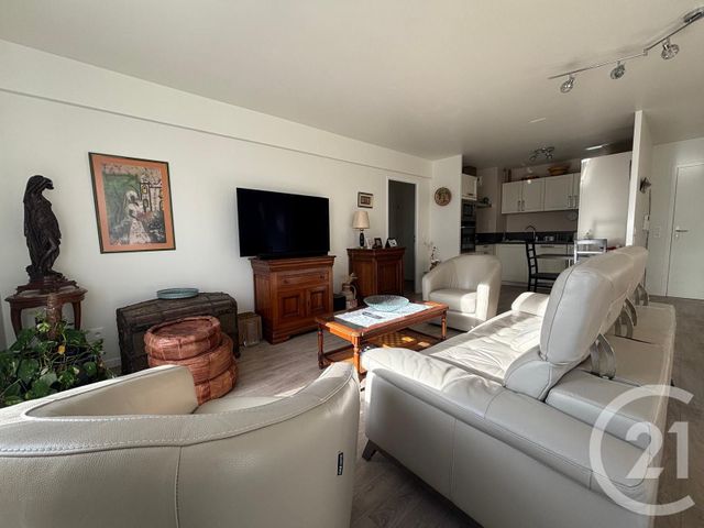Appartement F5 à vendre - 5 pièces - 95.77 m2 - CERGY - 95 - ILE-DE-FRANCE - Century 21 Osmose