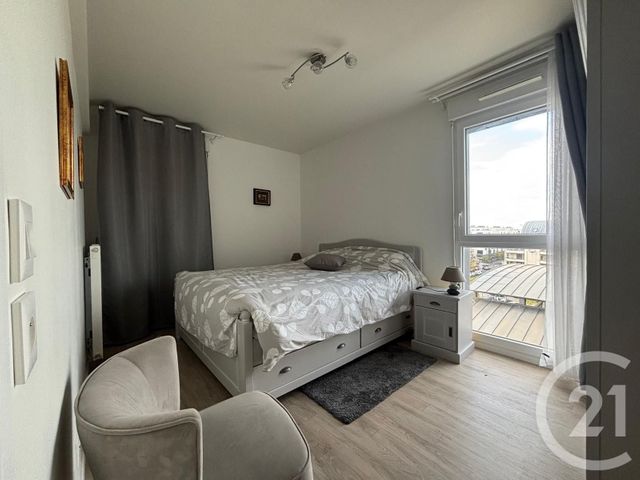 Appartement F5 à vendre - 5 pièces - 95.77 m2 - CERGY - 95 - ILE-DE-FRANCE - Century 21 Osmose
