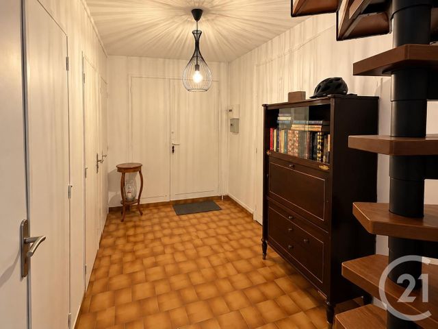 Appartement F3 à vendre - 4 pièces - 80.3 m2 - CERGY - 95 - ILE-DE-FRANCE - Century 21 Osmose