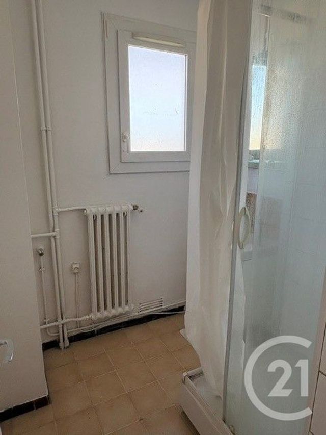 Appartement F3 à louer - 3 pièces - 52.13 m2 - CONFLANS STE HONORINE - 78 - ILE-DE-FRANCE - Century 21 Osmose