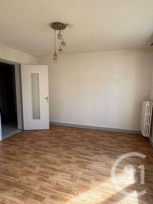 Appartement F3 à louer - 3 pièces - 52.13 m2 - CONFLANS STE HONORINE - 78 - ILE-DE-FRANCE - Century 21 Osmose